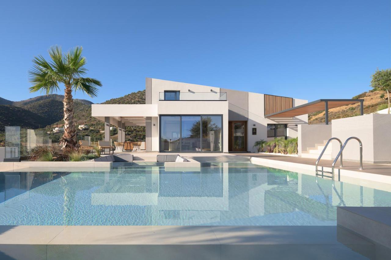 Mayana Luxury Villa, An Infinite Blue Experience, By Thinkvilla Bali  Exterior photo